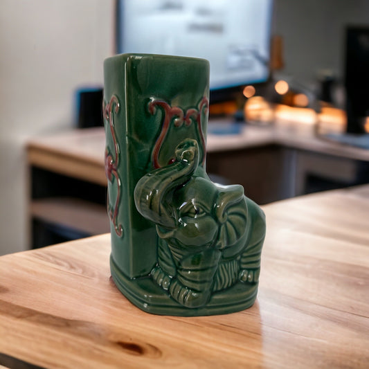 Stunning Figurine Style Ceramic Pot/Planter